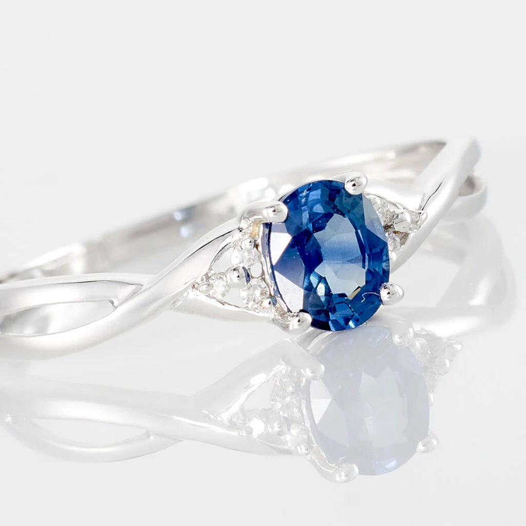 Bague Cassie Or Blanc Saphir Et Diamant 6 Bague Cassie Or Blanc Saphir Et Diamant – Image 4