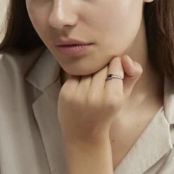 Bague Viyan Or Blanc Saphir Et Diamant 13 Bague Viyan Or Blanc Saphir Et Diamant -Fanny Boutique B3DFBSB725 model1