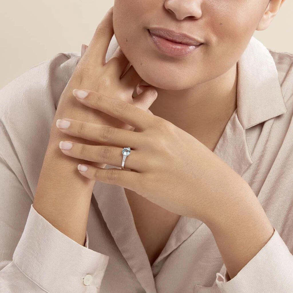 Bague Maysara Or Blanc Topaze Et Oxyde De Zirconium 7 Bague Maysara Or Blanc Topaze Et Oxyde De Zirconium – Image 5