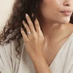 Bague Solitaire Fallon Or Jaune Oxyde De Zirconium 10 Bague Solitaire Fallon Or Jaune Oxyde De Zirconium -Fanny Boutique B3DFJZW07B model0