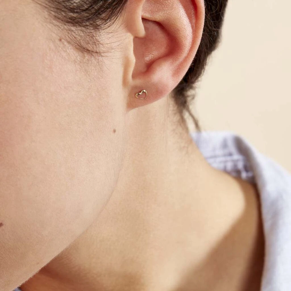 Boucles D'oreilles Puces Anne-maudae Coeurs Or Jaune 7 Boucles D'oreilles Puces Anne-maudae Coeurs Or Jaune – Image 5