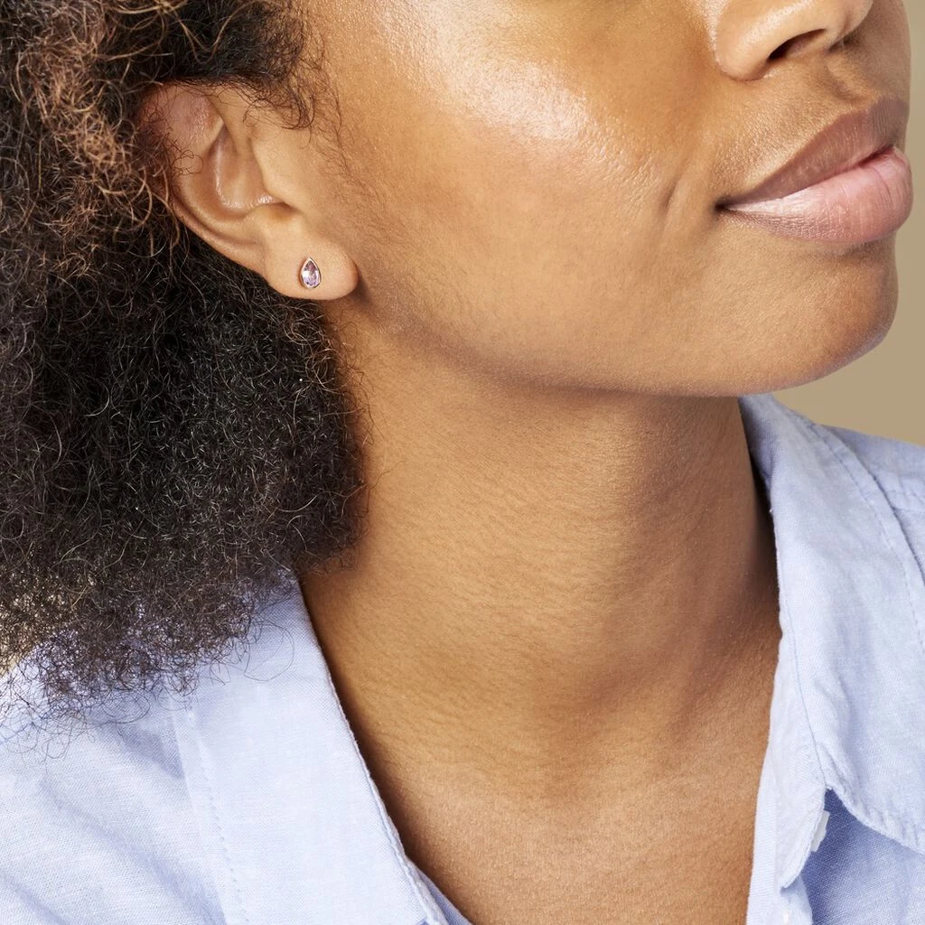 Boucles D'oreilles Puces Fassia Or Jaune Amethyste 6 Boucles D'oreilles Puces Fassia Or Jaune Amethyste – Image 4