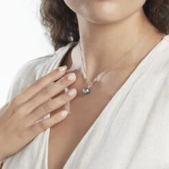 Pendentif Phila Or Blanc Perle De Culture De Tahiti 9 Pendentif Phila Or Blanc Perle De Culture De Tahiti -Fanny Boutique B3PFBHH067 model1