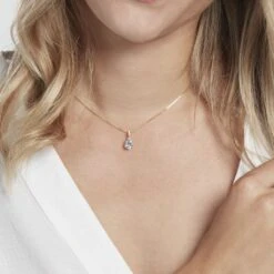 Pendentif Or Jaune Gorgel Topaze Oxydes De Zirconium 9 Pendentif Or Jaune Gorgel Topaze Oxydes De Zirconium -Fanny Boutique B3PFJT4002 model1