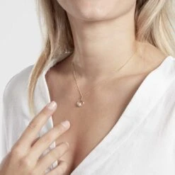 Pendentif Imelie Or Jaune Perle De Culture 9 Pendentif Imelie Or Jaune Perle De Culture -Fanny Boutique B3PFJU2200 model1