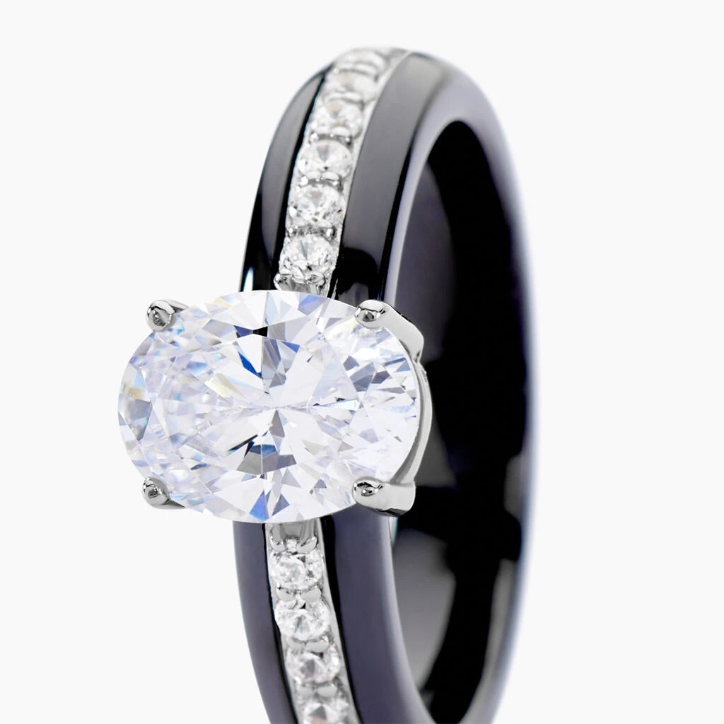 Bague Solitaire Neville Argent Blanc Céramique Et Oxyde De Zirconium 4 Bague Solitaire Neville Argent Blanc Céramique Et Oxyde De Zirconium – Image 2